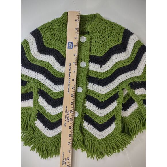 Vintage Handmade 1970s Crocheted Toddler Poncho Green Black White Chevron Retro* - Picture 8 of 10